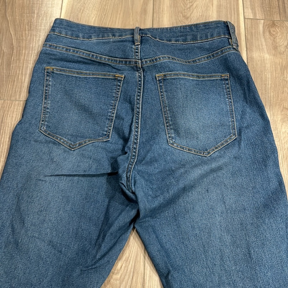 Jeans - Picture 7 of 7